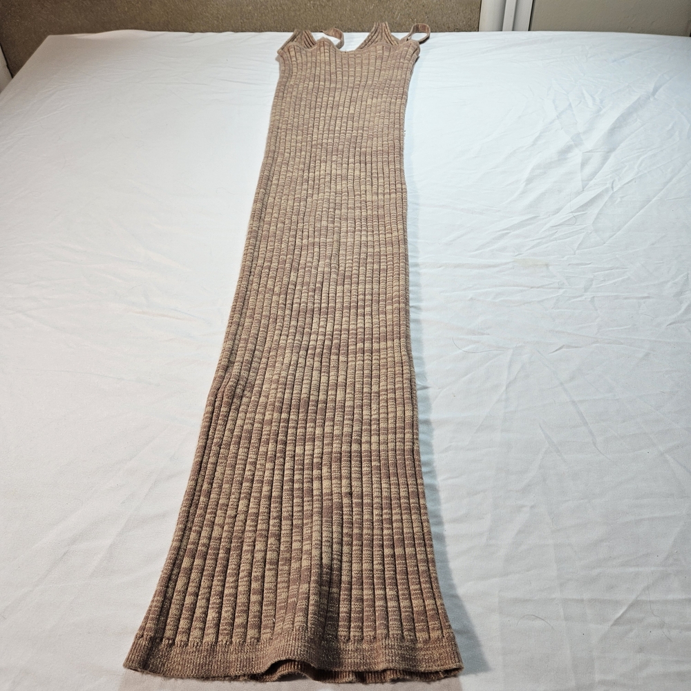 Minimum Ribbed Knit Dress in Brown - Picture 4 of 5